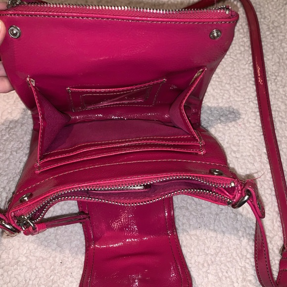 Nine West hot pink purse!🤩👄👛 - Picture 2 of 7